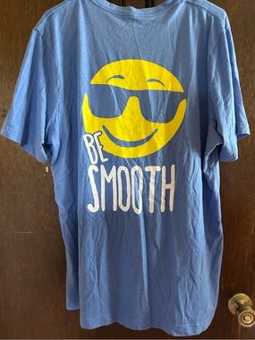 Blue 'Be Smooth' Wormtown Brewery Graphic T-shirt XL